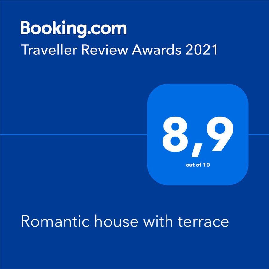 Romantic House With Terrace Rom
