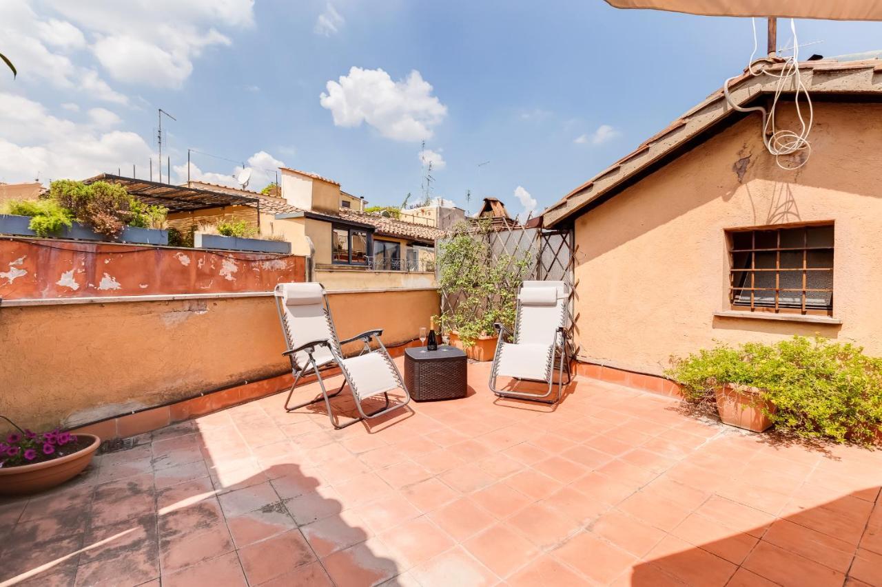 Romantic House With Terrace * Rom